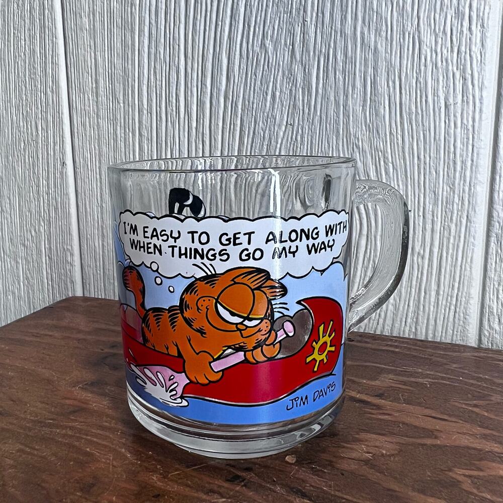 Garfield and Odie collectors coffee cup from
Vintage 1978-80 Garfield McDonalds - Picture 4 of 6